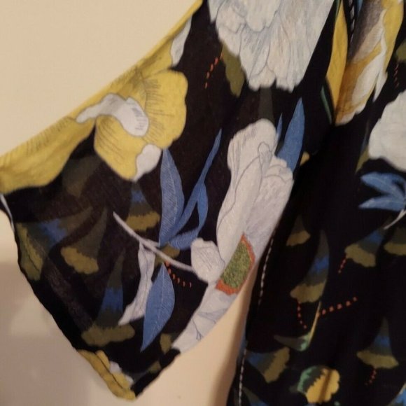 John Paul Richard Blue Floral Tunic Top M Kimono Rayon - Picture 3 of 5